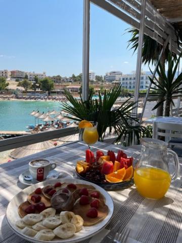 Marea Hotel Ksamil Kültér fotó